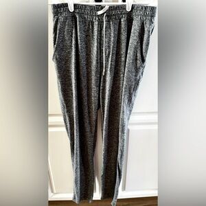 Men’s XL Vuori ponto performance pants - heather grey